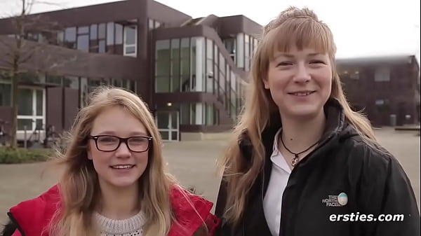Ersties: Weibchen ficken in der Berliner Universitätsbibliothek