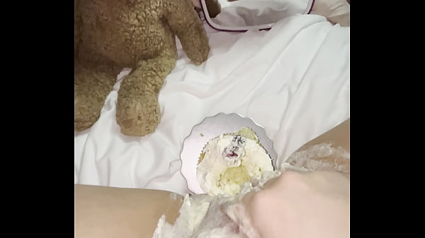 4k-BEST TEEN FOOD PORN EVER-MY KINKY 18 YEARS OLD VIRGIN STEP SISTER MASTURBATES WITH CREAMY CAKE INSTEAD GOING TO COLLEGE-SAUDI AMATEUR-ARABIAN SNOWWHITE-LOS ANGELES-USA -UNITED STATES OF AMERICA-USA