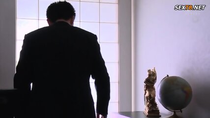 (English Subtitle)A Married Woman Secretary Is Having Sweaty – Nao Jinguji