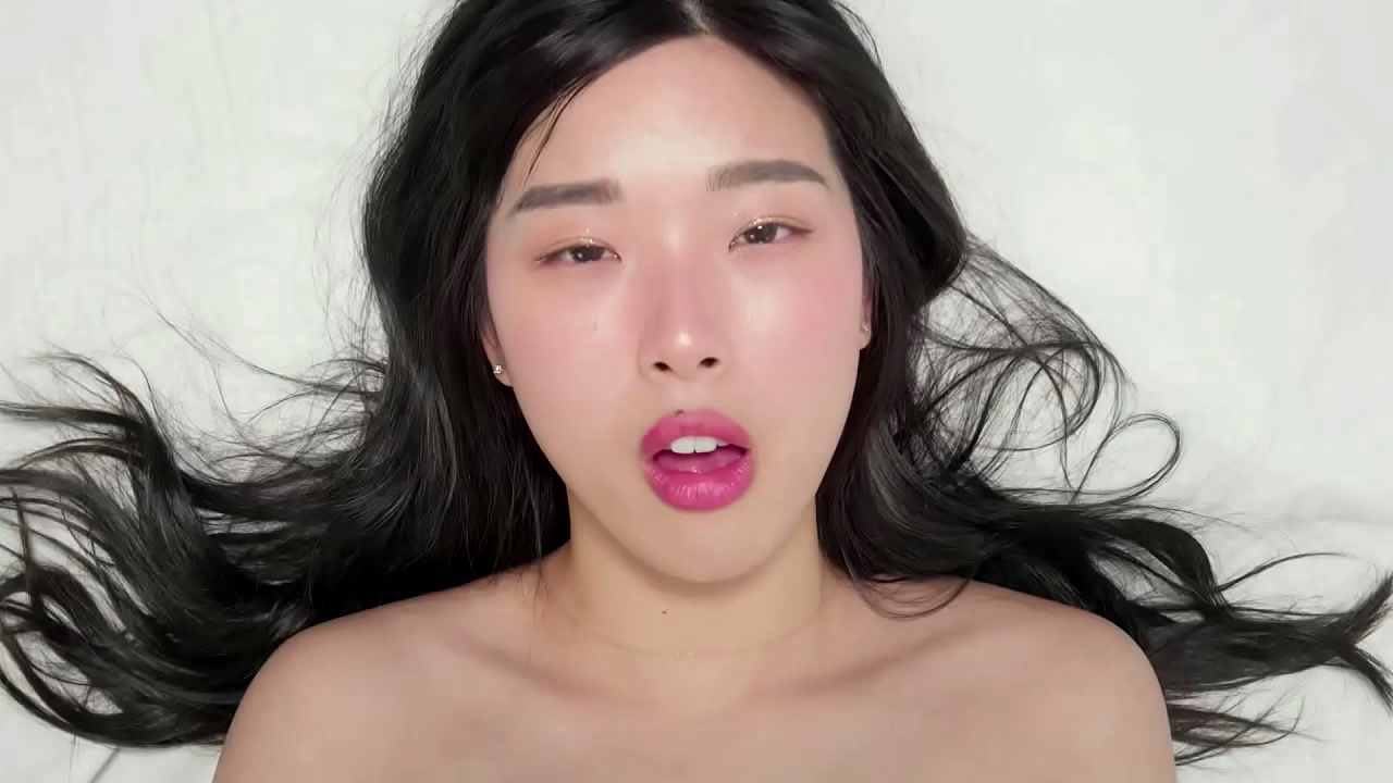 Julia De Lucia Brunette Babe Takes Deep Ass Fucking