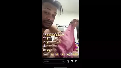 Instagram quan hệ tình dục trực tiếp