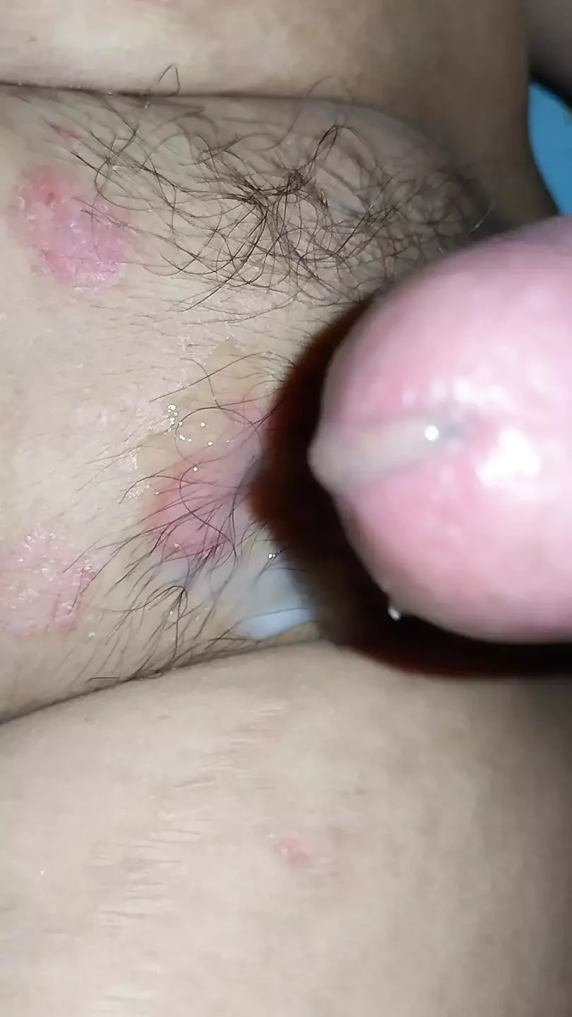 Lồn to nhiều nước chảy ước cả lông